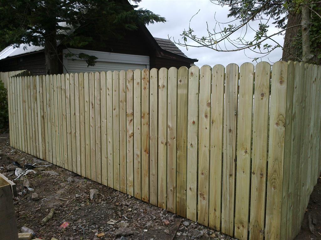 Fence Installations Dublin - Brick Layer - Garden Fencing | Free Quotation